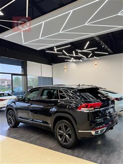 Volkswagen Atlas Cross Sport